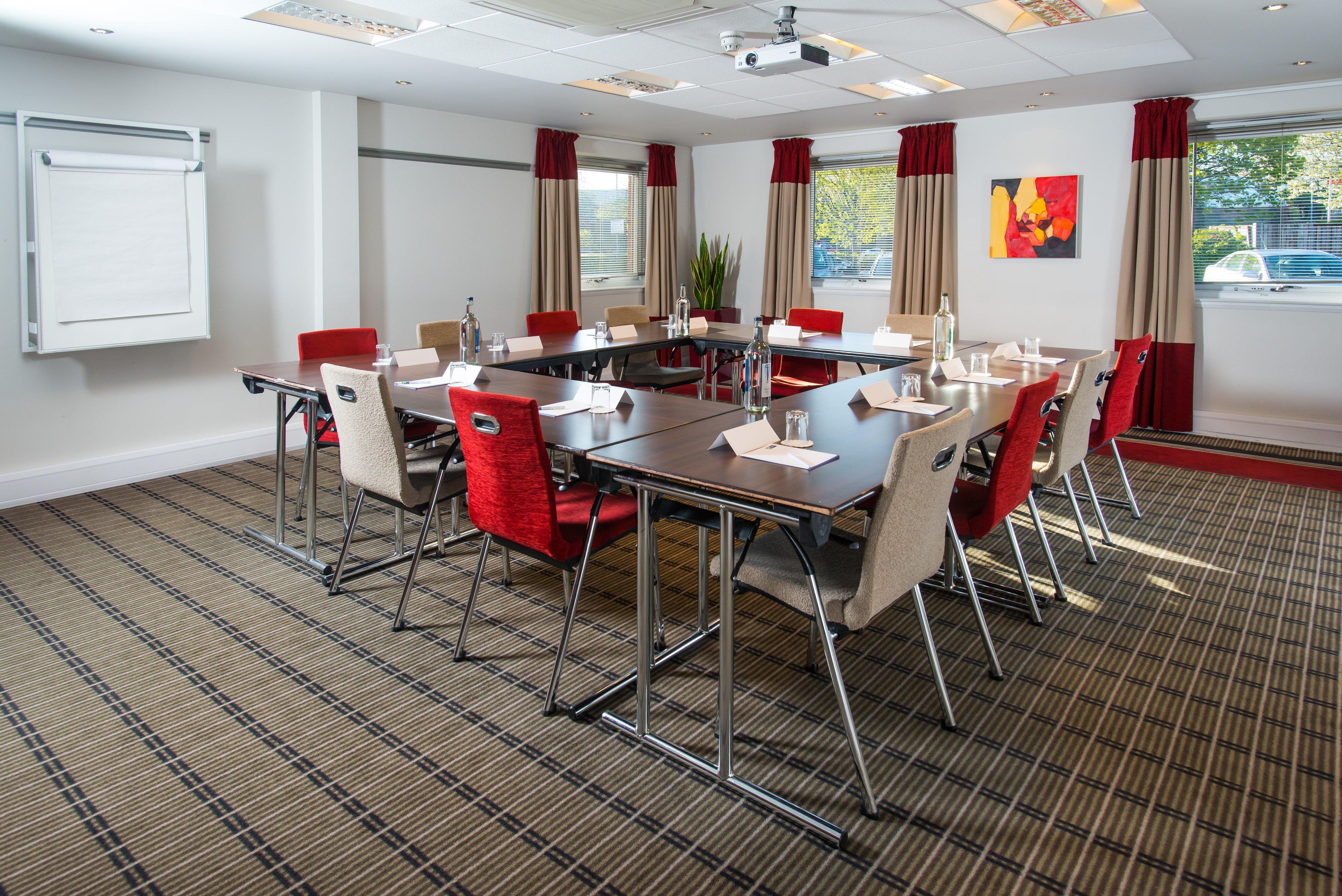 Holiday Inn Express Birmingham Oldbury By Ihg Экстерьер фото