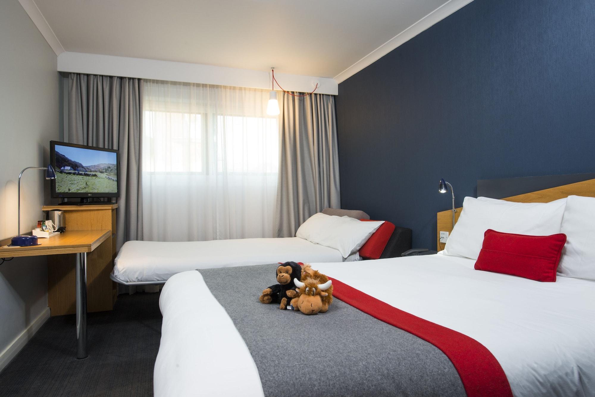 Holiday Inn Express Birmingham Oldbury By Ihg Экстерьер фото